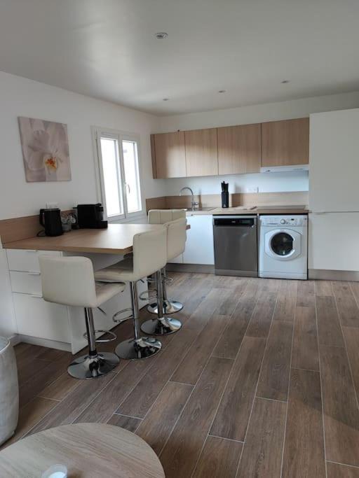 Charmant Appartement 2 Pieces Proche Disneyland Villeneuve-Saint-Denis Extérieur photo