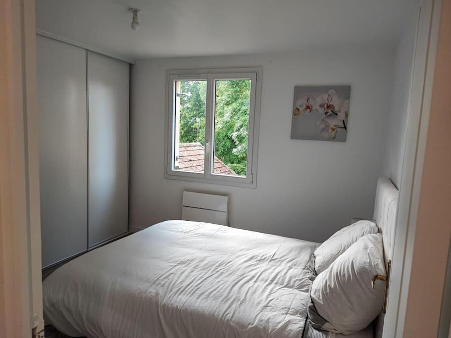 Charmant Appartement 2 Pieces Proche Disneyland Villeneuve-Saint-Denis Extérieur photo