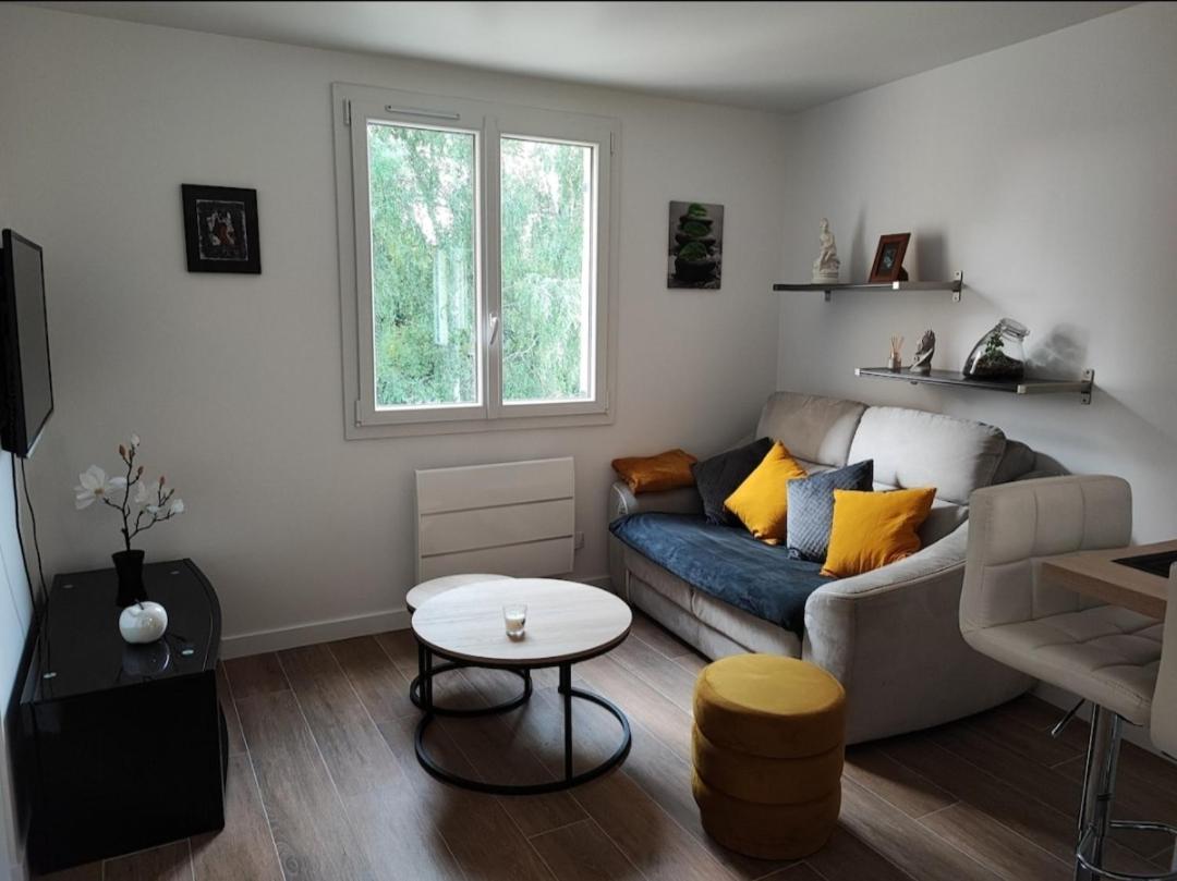 Charmant Appartement 2 Pieces Proche Disneyland Villeneuve-Saint-Denis Extérieur photo